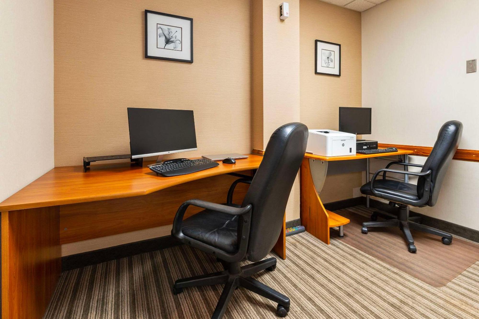 Allure Hotel & Conference Centre, Ascend Hotel Collection Barrie Extérieur photo