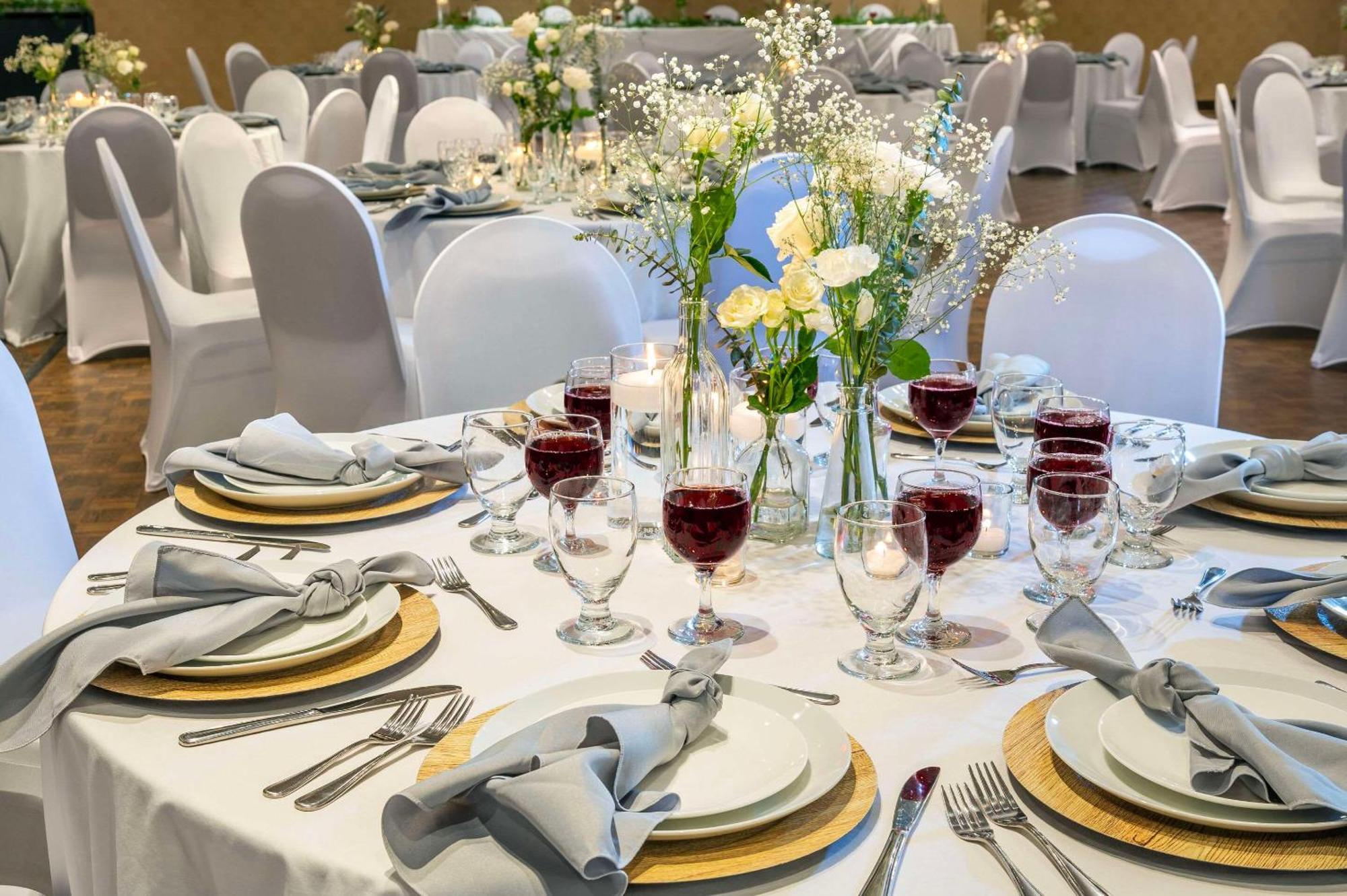 Allure Hotel & Conference Centre, Ascend Hotel Collection Barrie Extérieur photo
